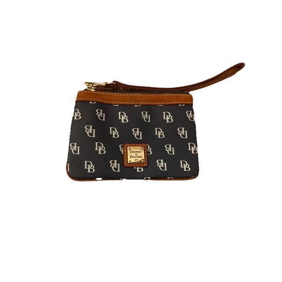 Dooney And Bourke Gretta Wristlet Medium - Picture 7 of 7